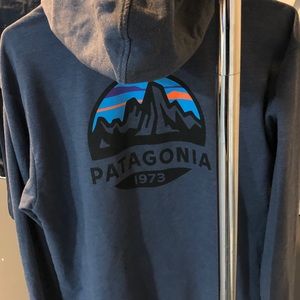 Patagonia zip up hoodie.